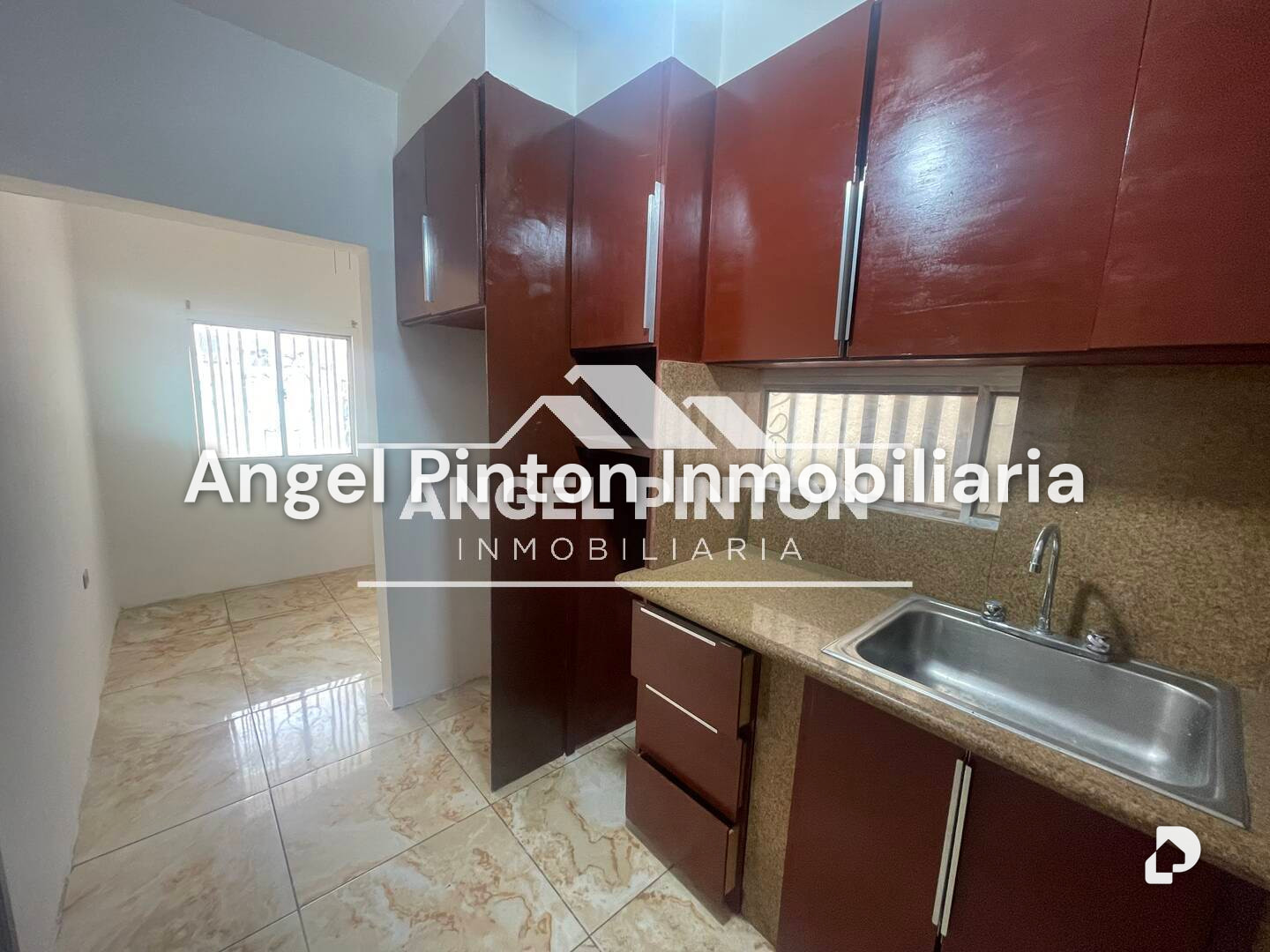 Casa en Urdaneta, Maracaibo – 2