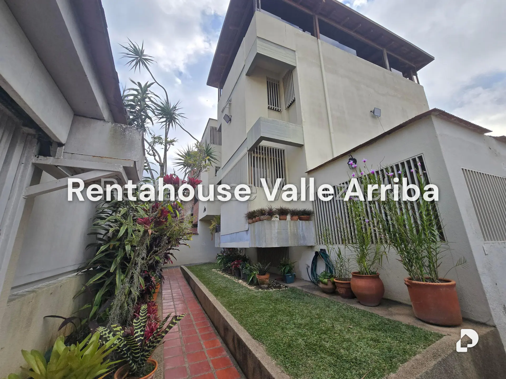 House in Los Naranjos (del Cafetal), Caracas – 3