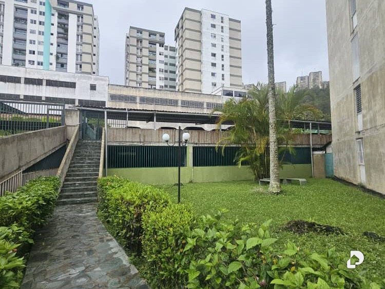 Apartamento en San Antonio de Los Altos – 2