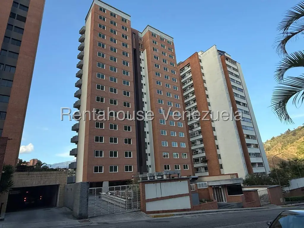 Building in Guaicay, Caracas - 1