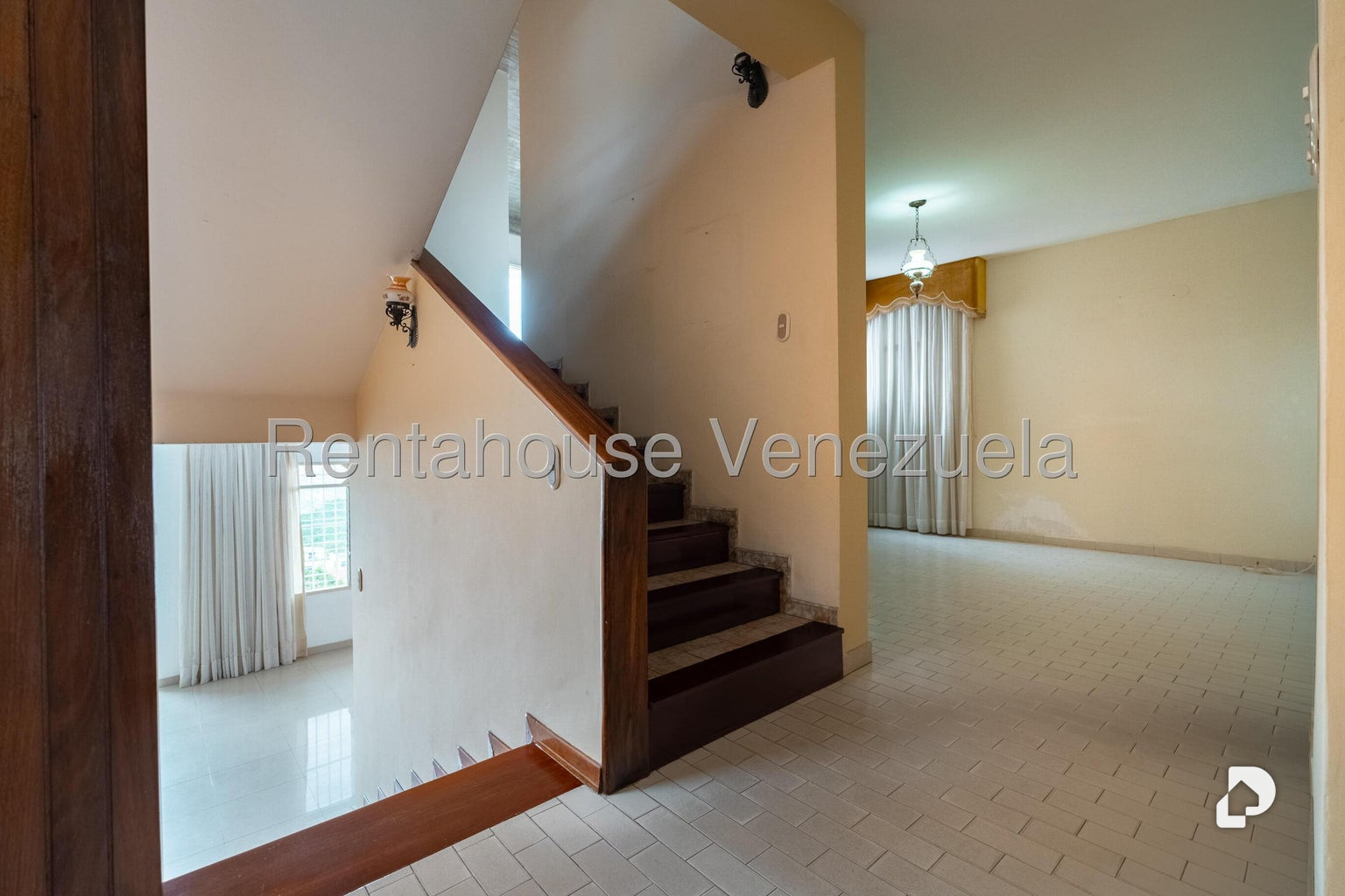 Casa en Alto Prado, Caracas – 8