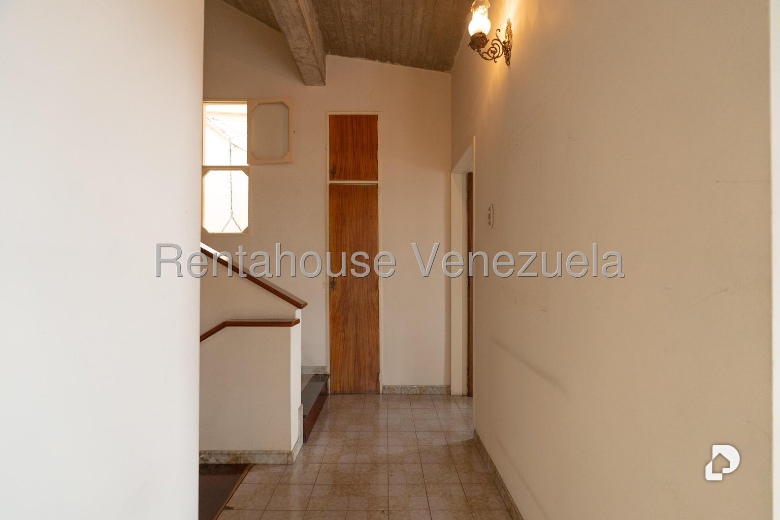 Casa en Alto Prado, Caracas – 20