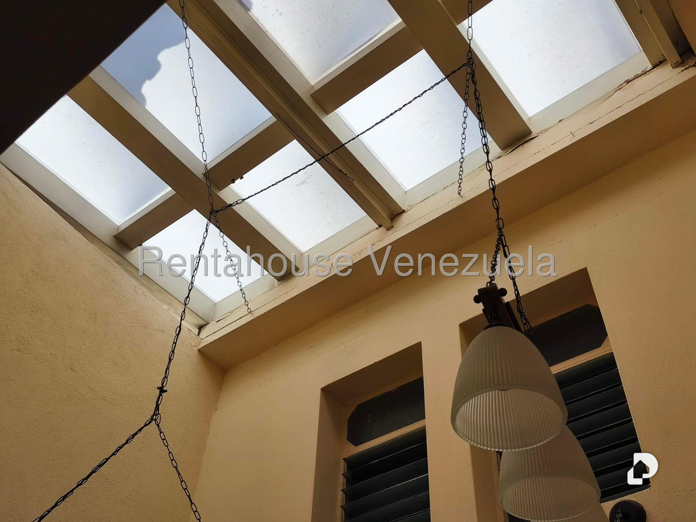 Casa en Alto Prado, Caracas – 15