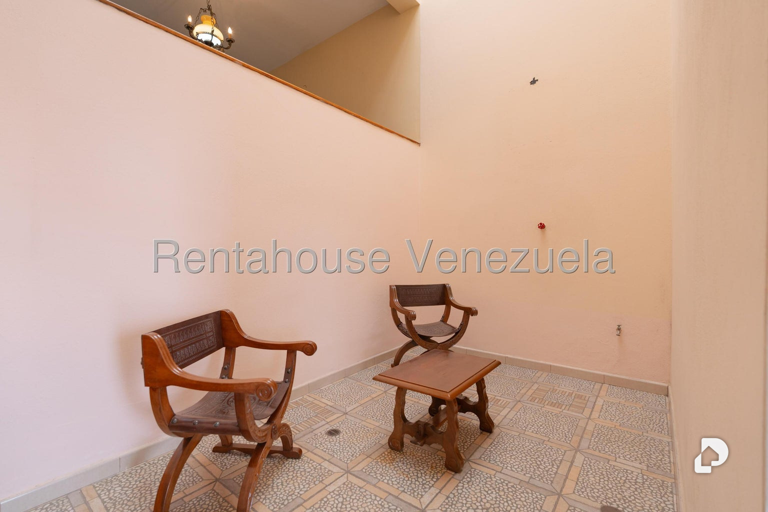 Casa en Alto Prado, Caracas – 14