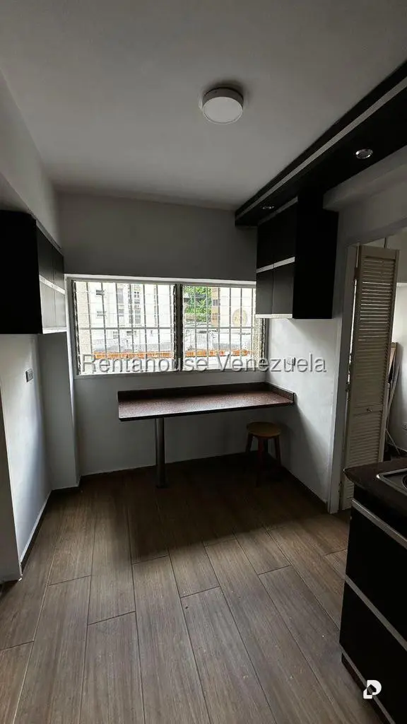 Apartamento en Santa Rosa de Lima, Caracas – 11