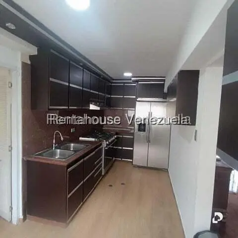 Apartamento en Santa Rosa de Lima, Caracas – 4