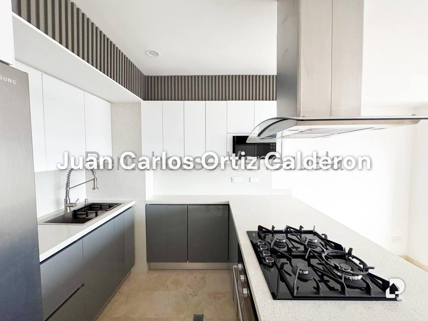 Apartamento en El Rosal, Caracas – 16