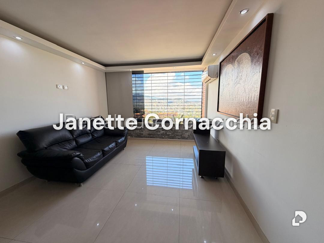 Apartamento en Colinas de La Tahona, Caracas