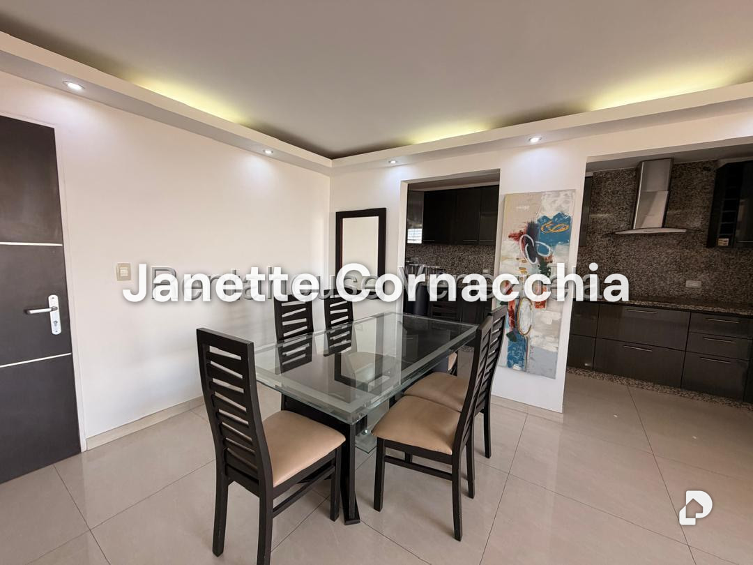 Apartamento en Colinas de La Tahona, Caracas