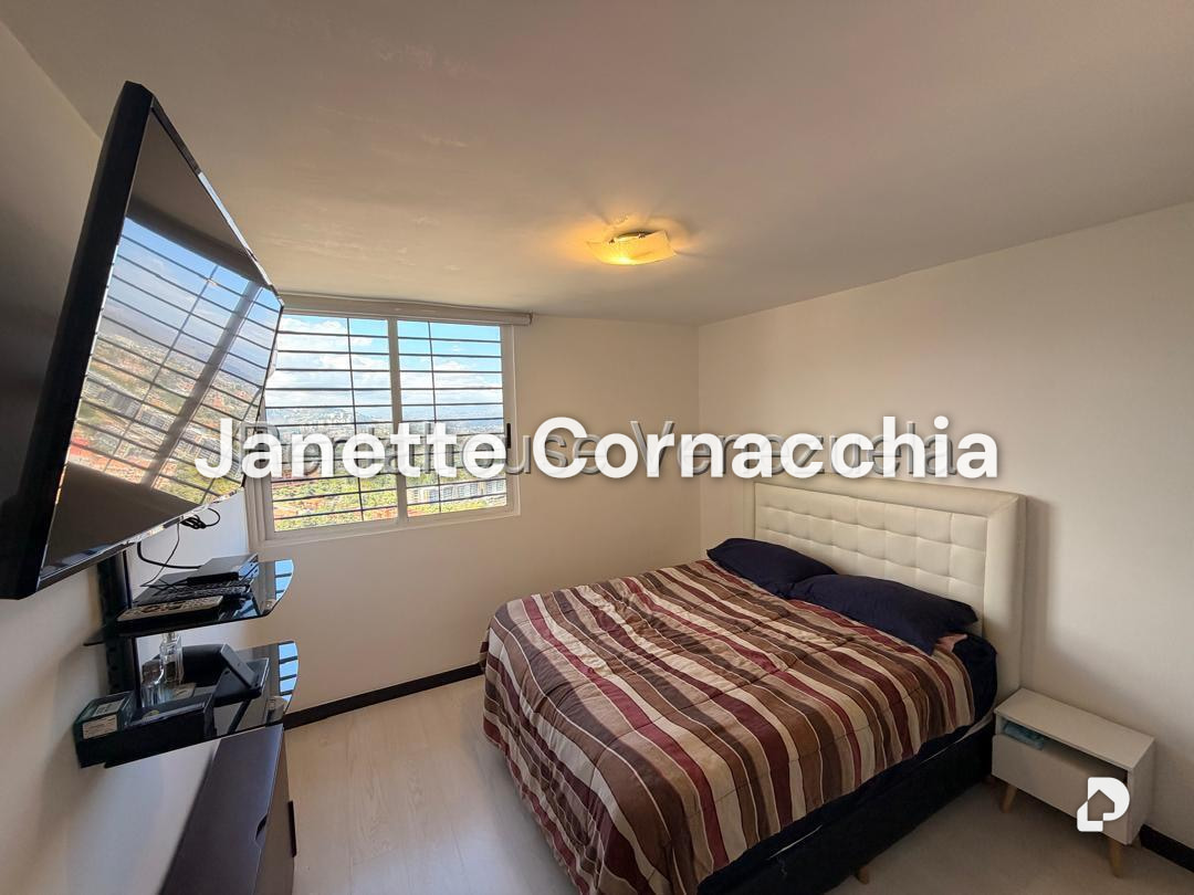Apartamento en Colinas de La Tahona, Caracas