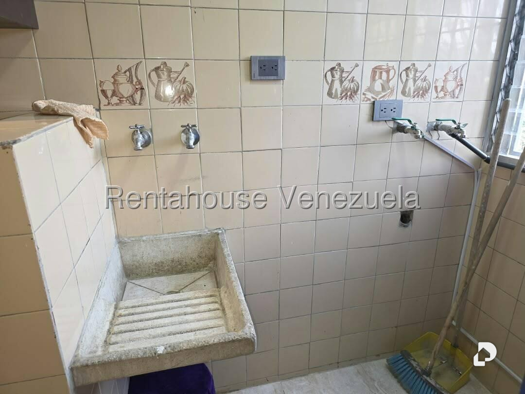Apartamento en San Martín, Caracas – 10