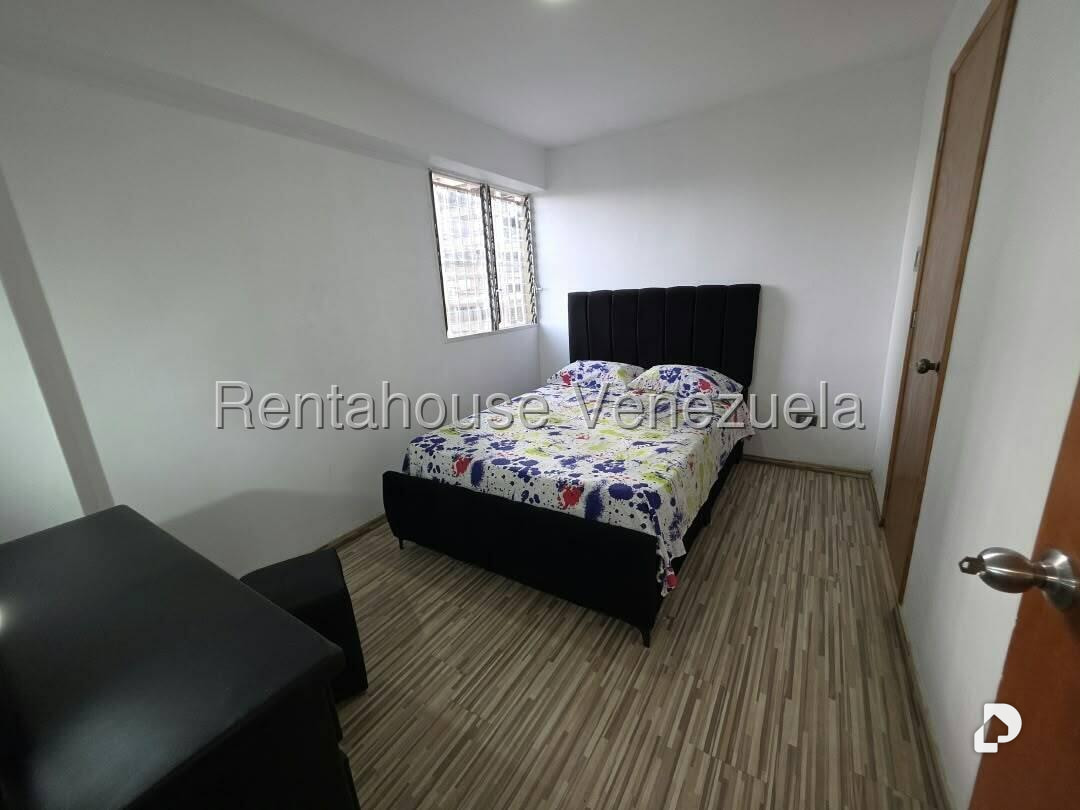 Apartamento en San Martín, Caracas – 26