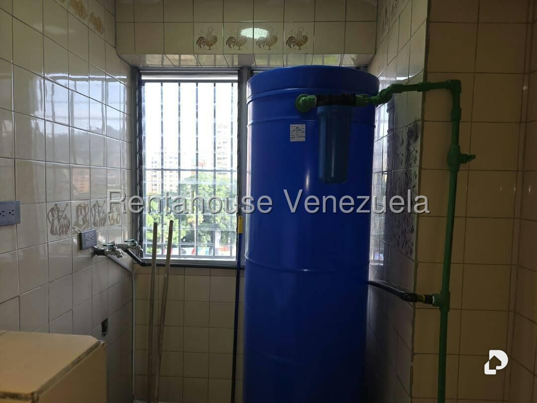 Apartamento en San Martín, Caracas – 11