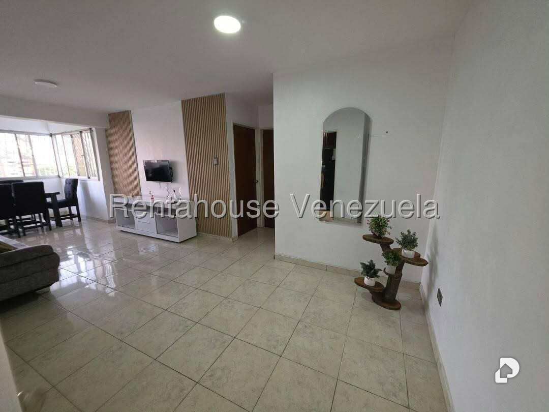 Apartamento en San Martín, Caracas – 12
