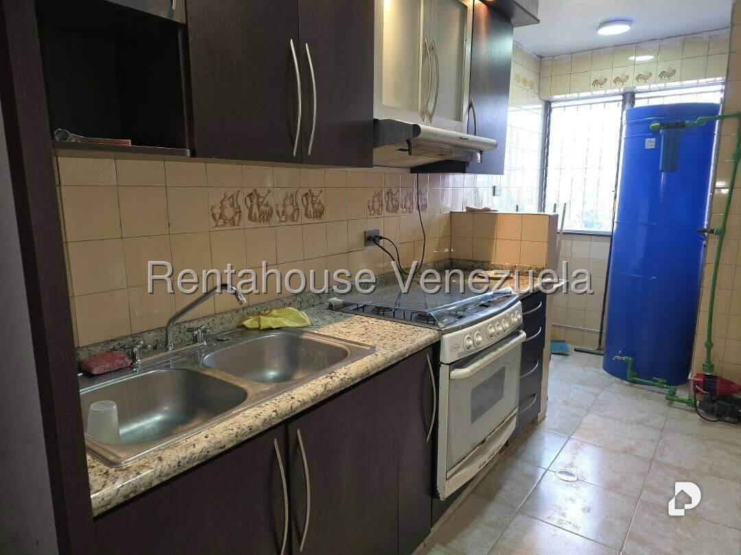 Apartamento en San Martín, Caracas – 9