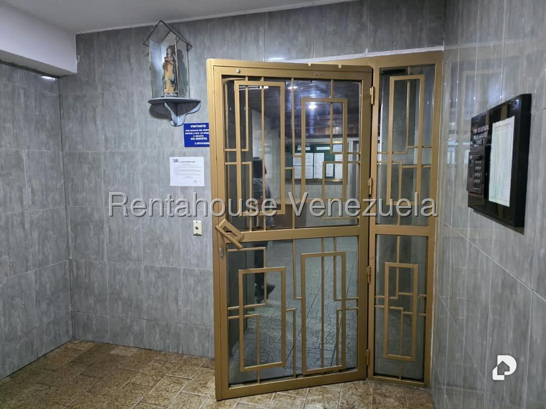 Apartamento en San Martín, Caracas – 6