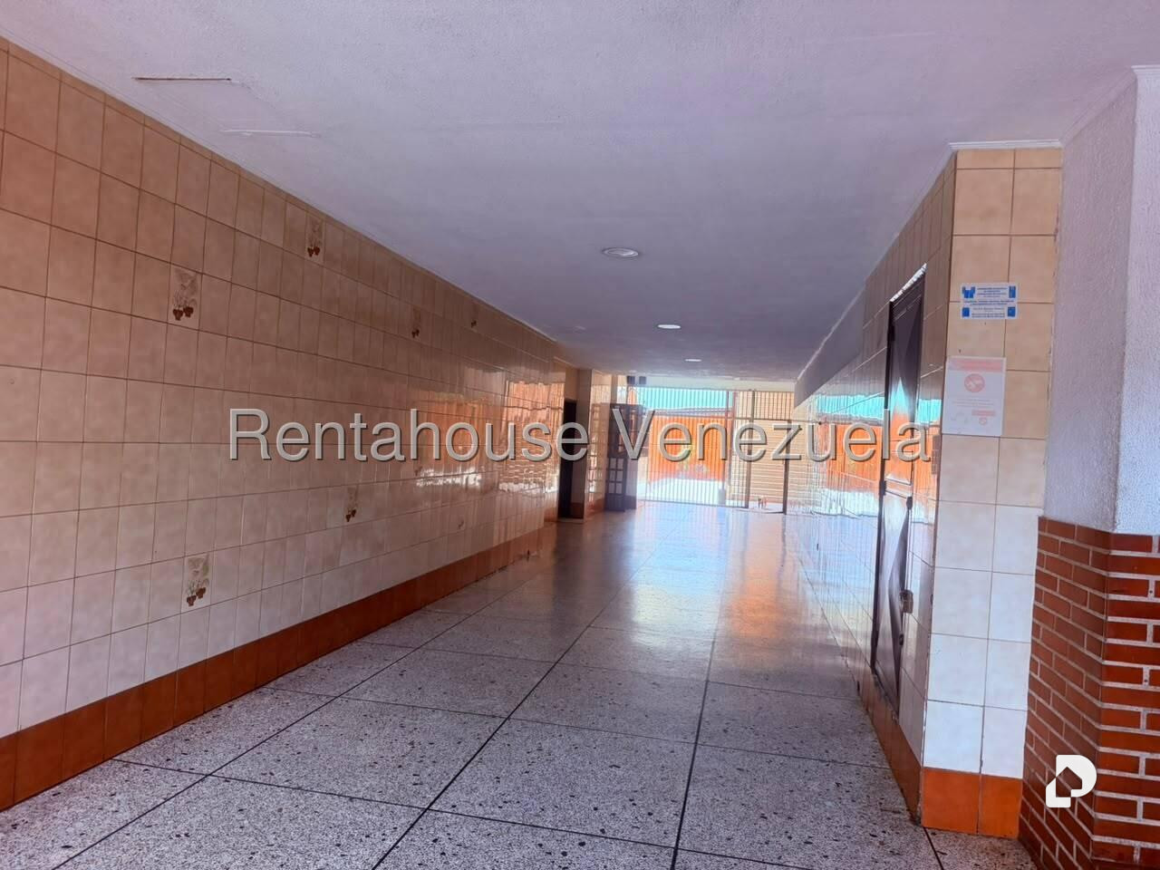 Apartamento en San Martín, Caracas – 4