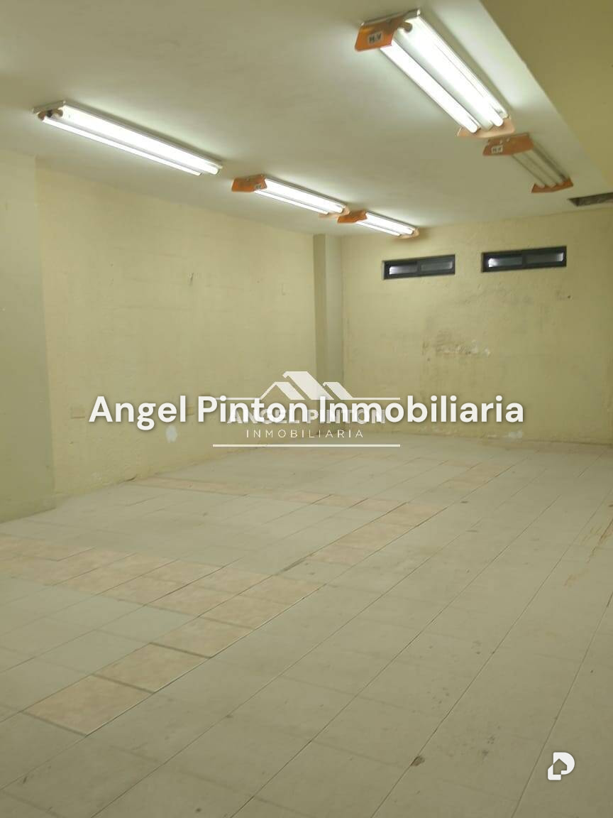 Oficina en Avenida Cecilio Acosta, Maracaibo – 1