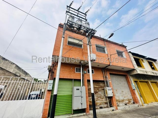 Local comercial en Maracay - 1