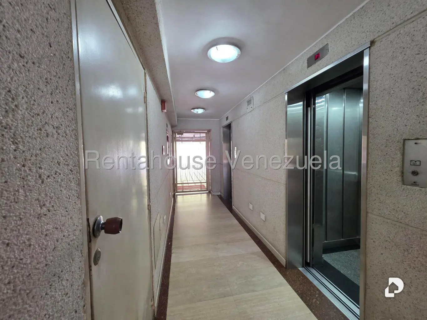 Apartamento en La Bonita, Caracas – 29
