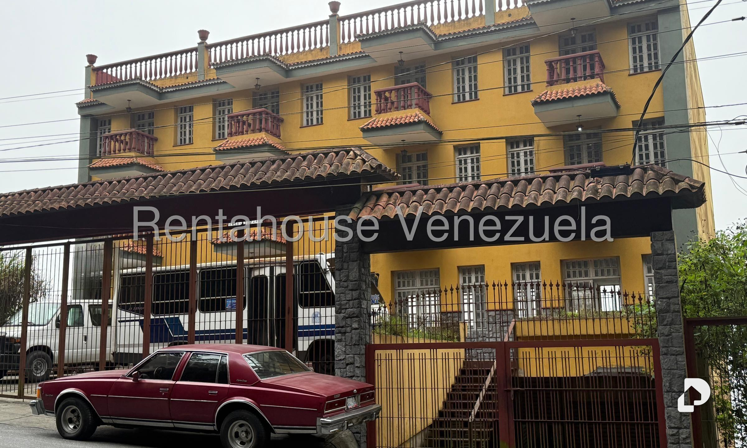Edificio en El Junquito, Caracas