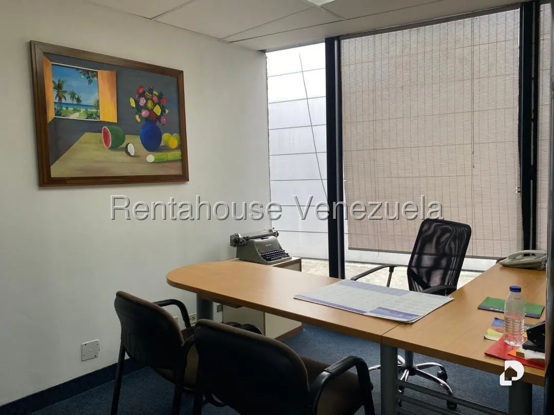 Oficina en La Urbina, Caracas