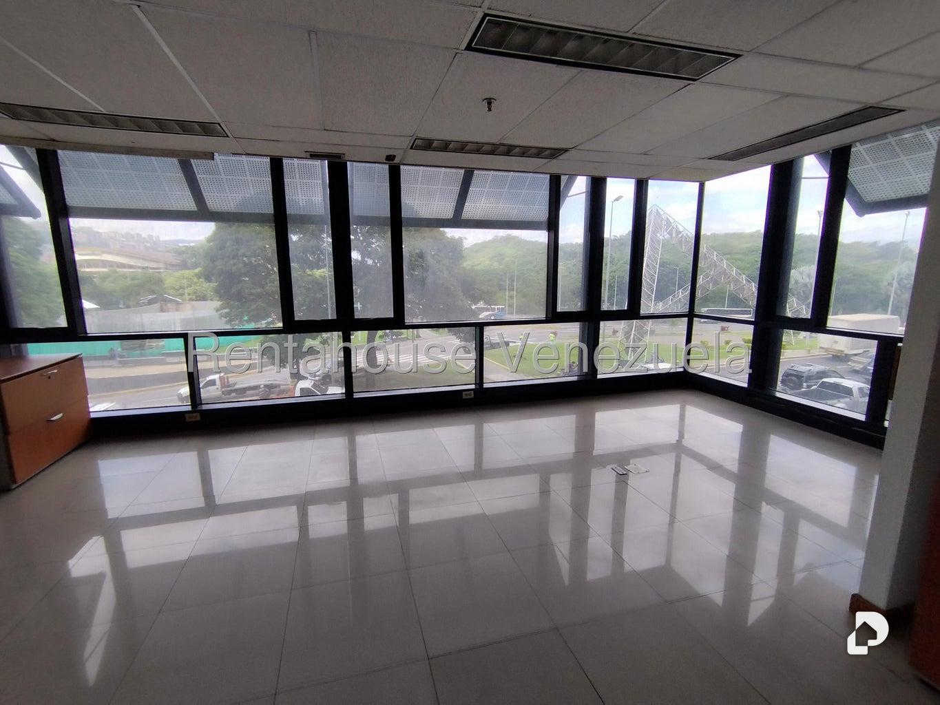 Oficina en Plaza Venezuela, Caracas – 6