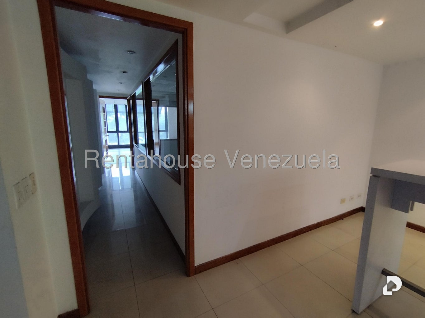 Oficina en Plaza Venezuela, Caracas – 5
