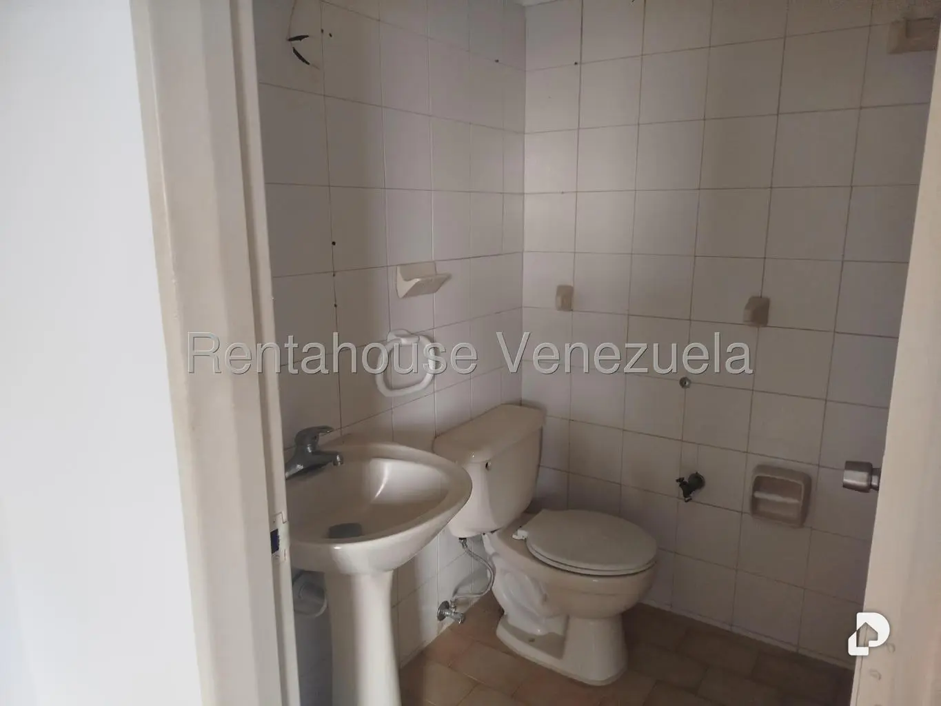 Apartamento en Lomas De La Trinidad, Caracas – 9