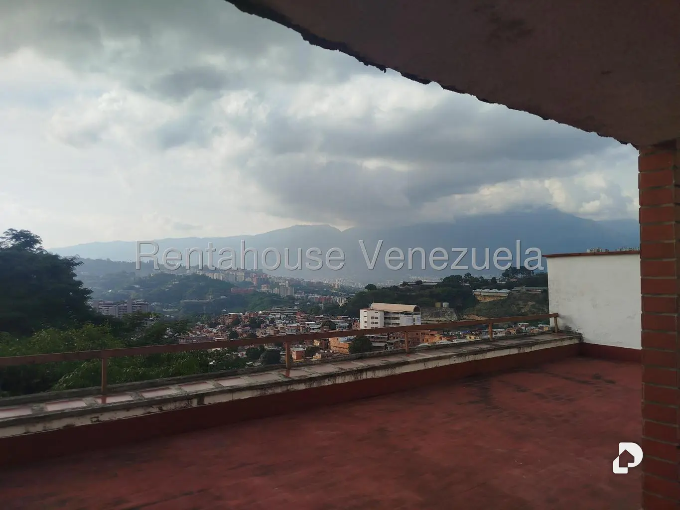 Apartamento en Lomas De La Trinidad, Caracas – 13