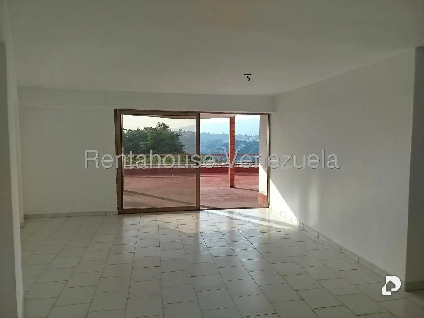 Apartamento en Lomas De La Trinidad, Caracas – 5