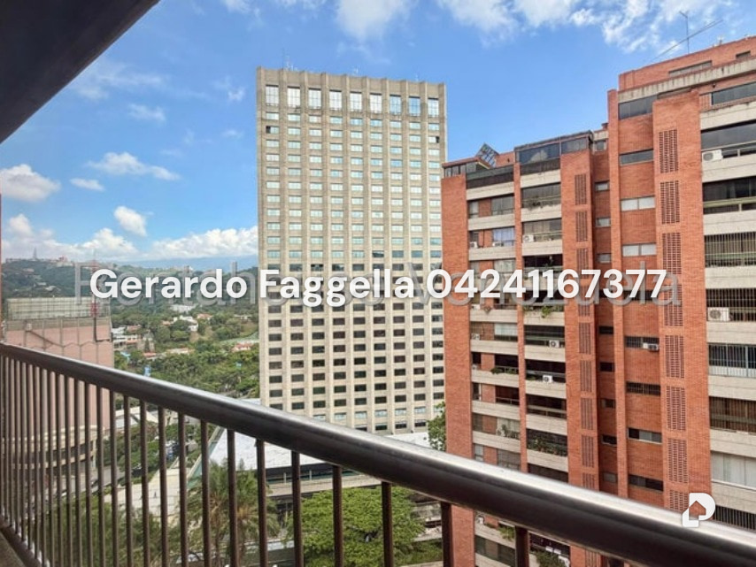 Apartamento en Prados del Este, Caracas – 12
