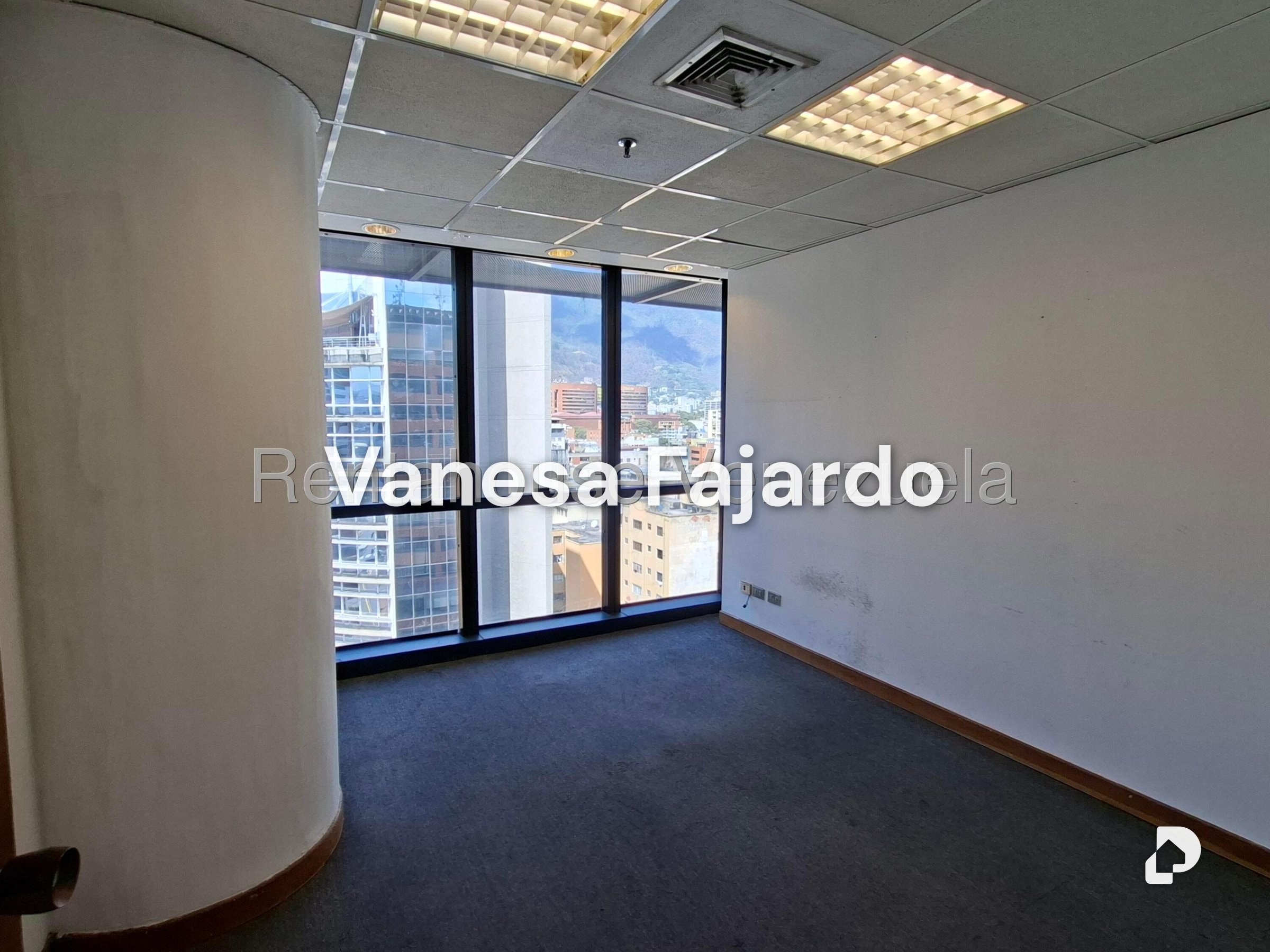 Office in Campo Alegre, Caracas – 10