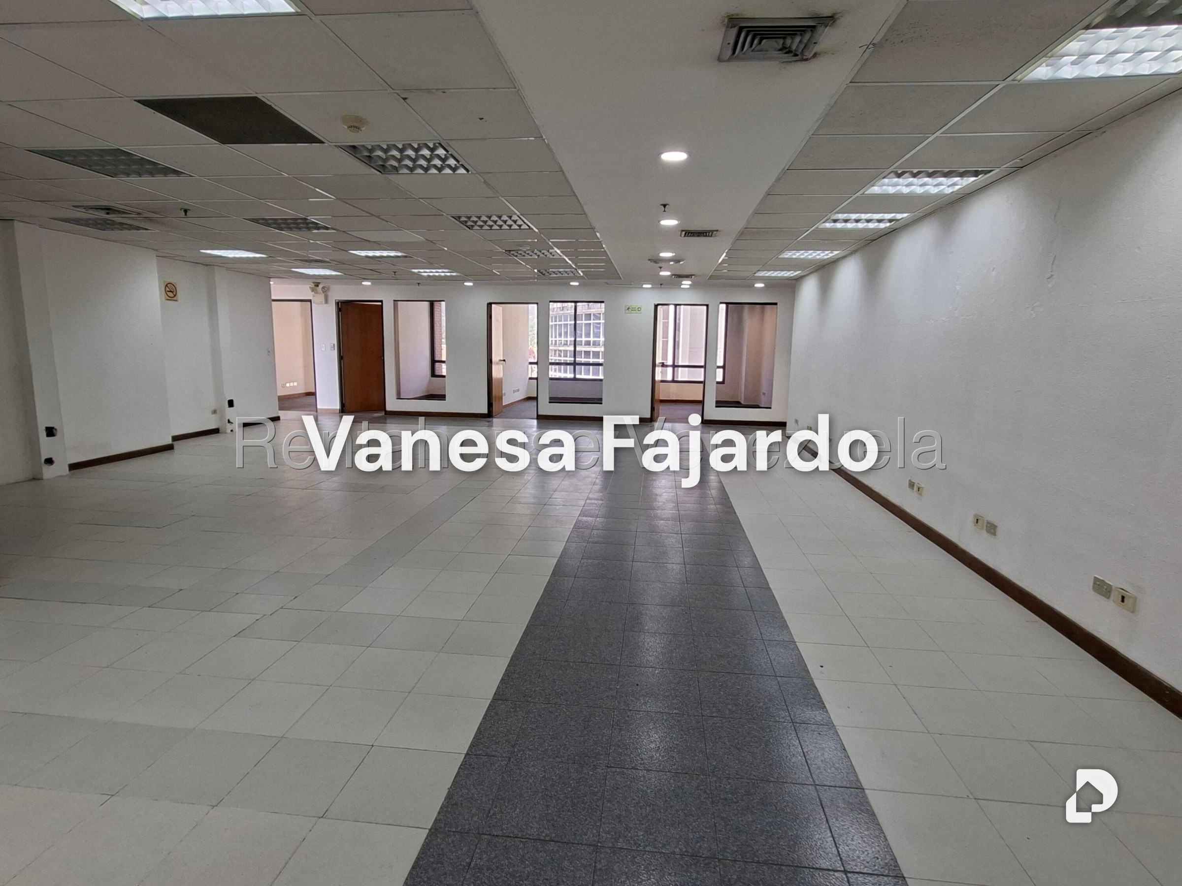 Office in Campo Alegre, Caracas – 2