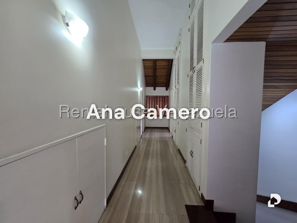 Penthouse en Cumbres de Curumo, Caracas