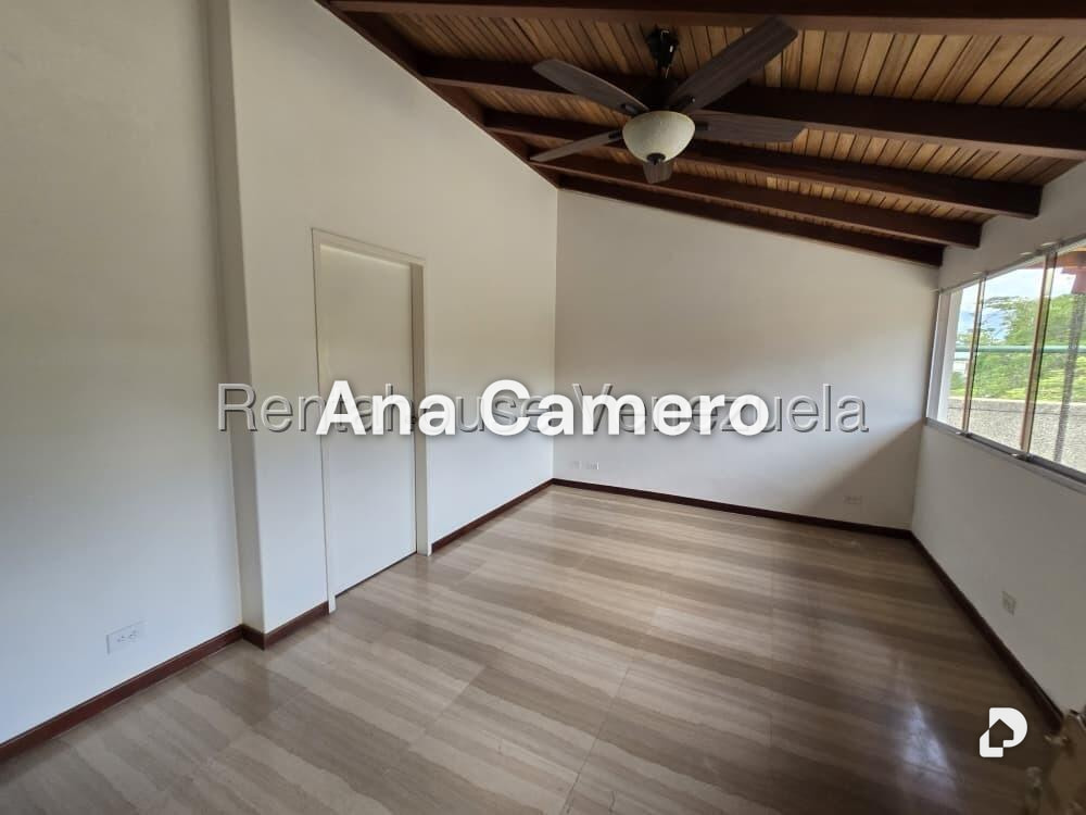 Penthouse en Cumbres de Curumo, Caracas