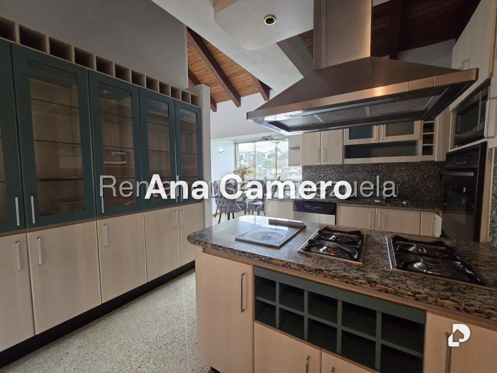 Penthouse en Cumbres de Curumo, Caracas