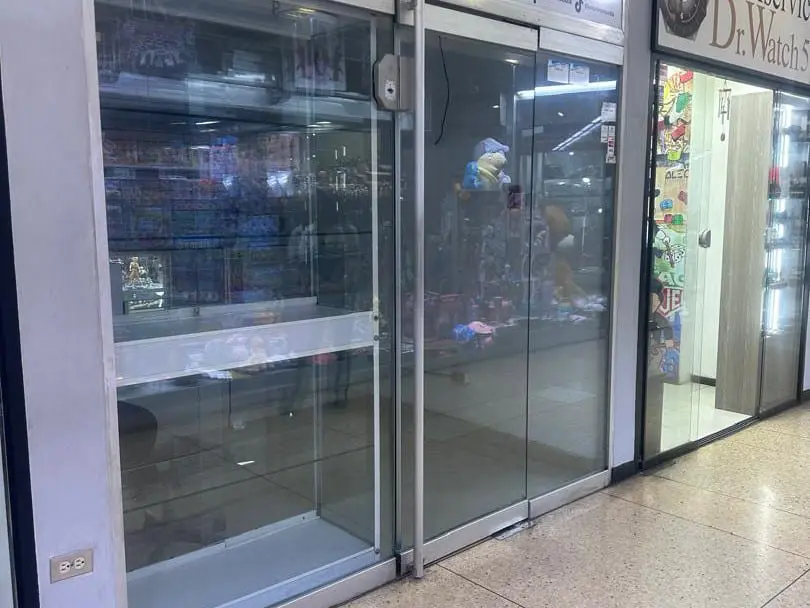 Local comercial en Caracas - 1