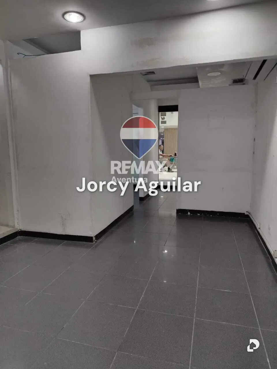 Local comercial en Flor Amarillo – 3
