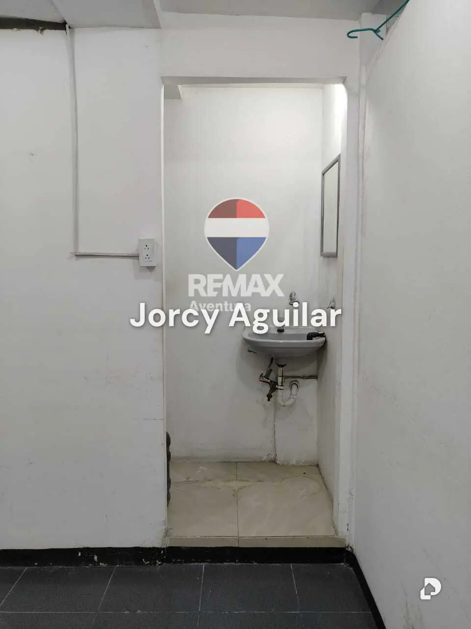 Local comercial en Flor Amarillo – 4