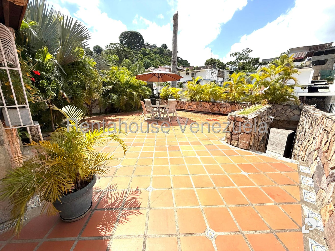 Casa en El Cafetal, Caracas – 15