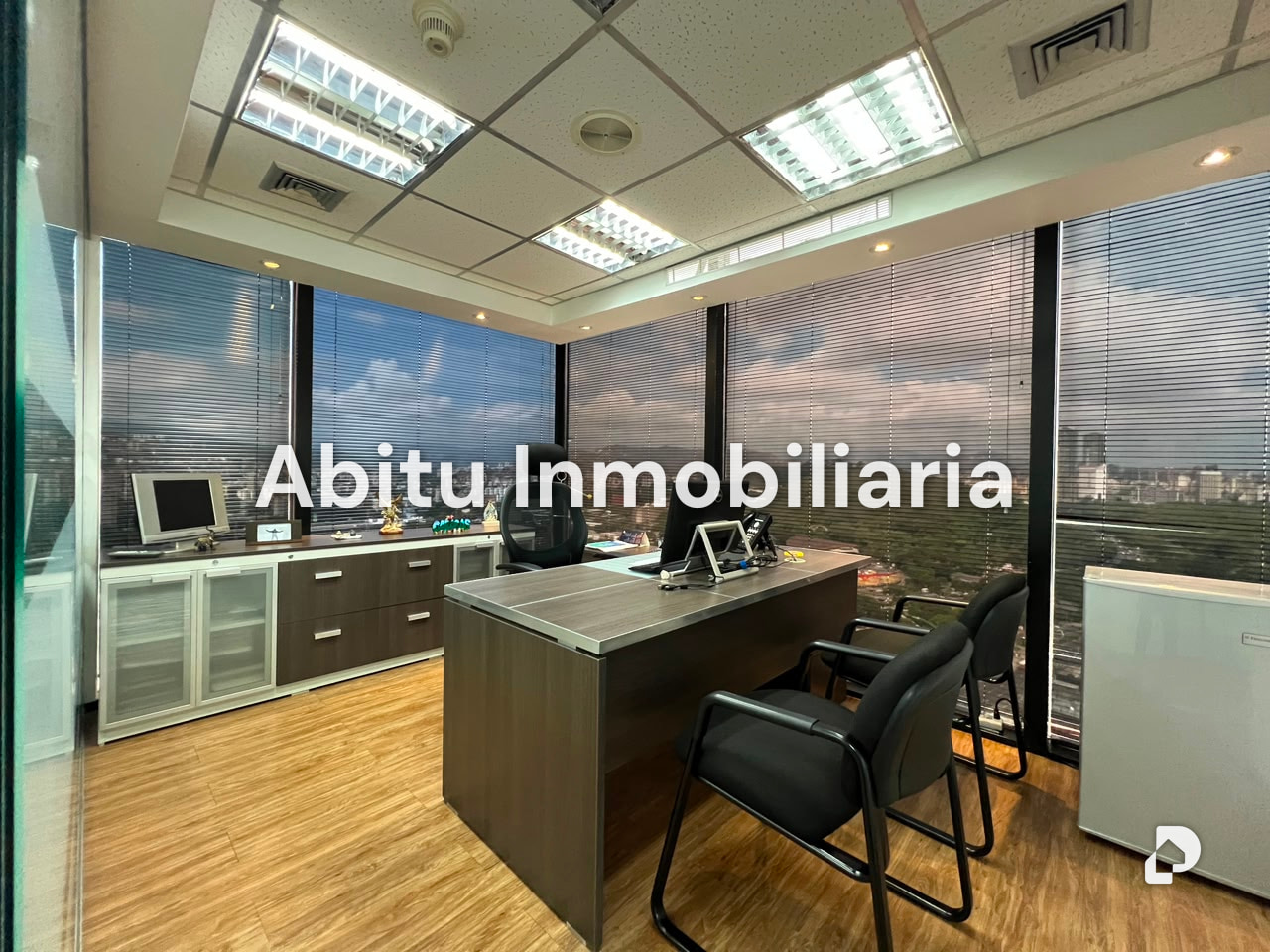 Oficina en Plaza Venezuela, Caracas – 22