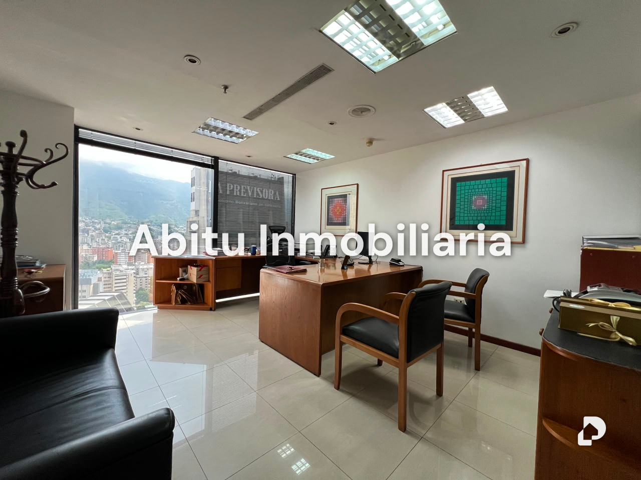 Oficina en Plaza Venezuela, Caracas – 8