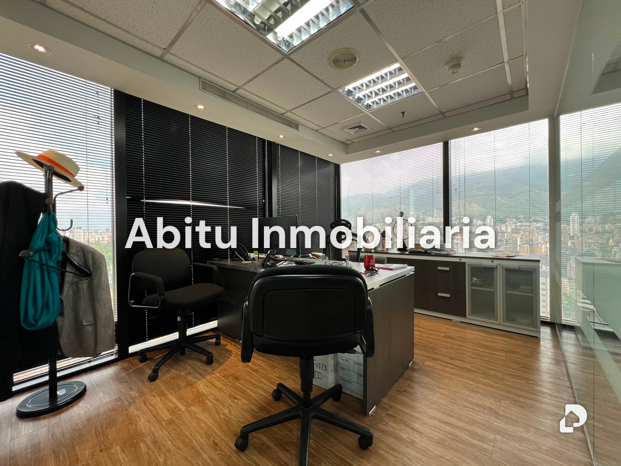 Oficina en Plaza Venezuela, Caracas – 7