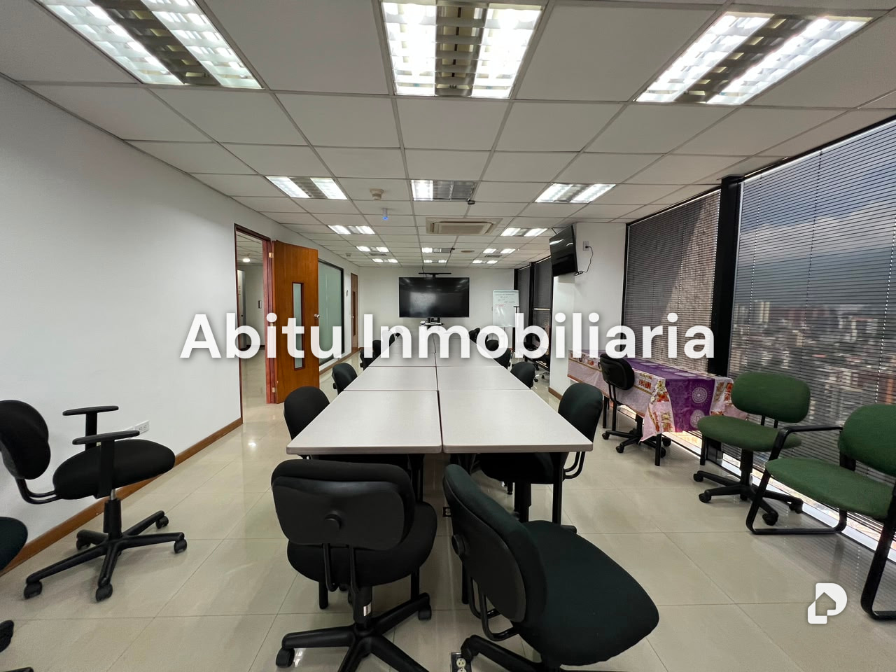 Oficina en Plaza Venezuela, Caracas – 4
