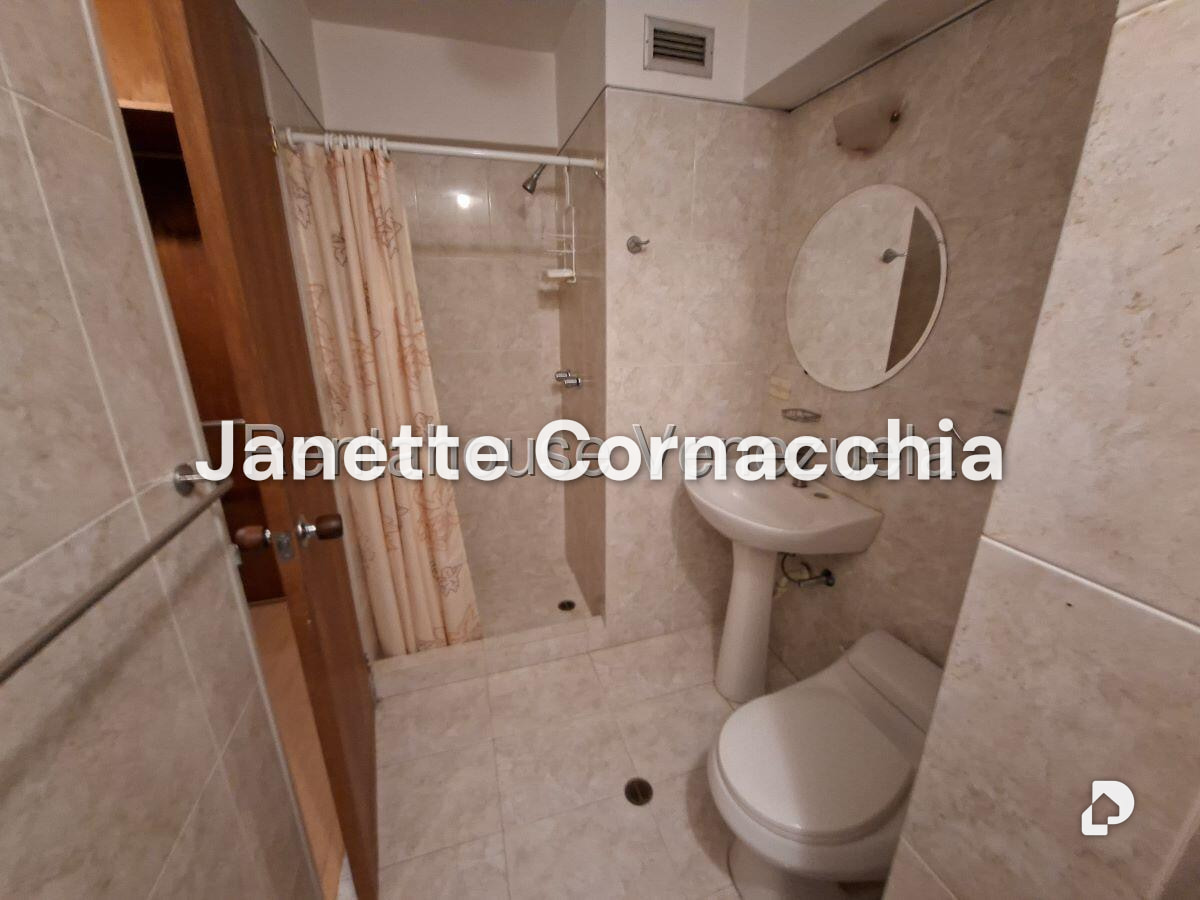 Apartamento en El Rosal, Caracas – 17