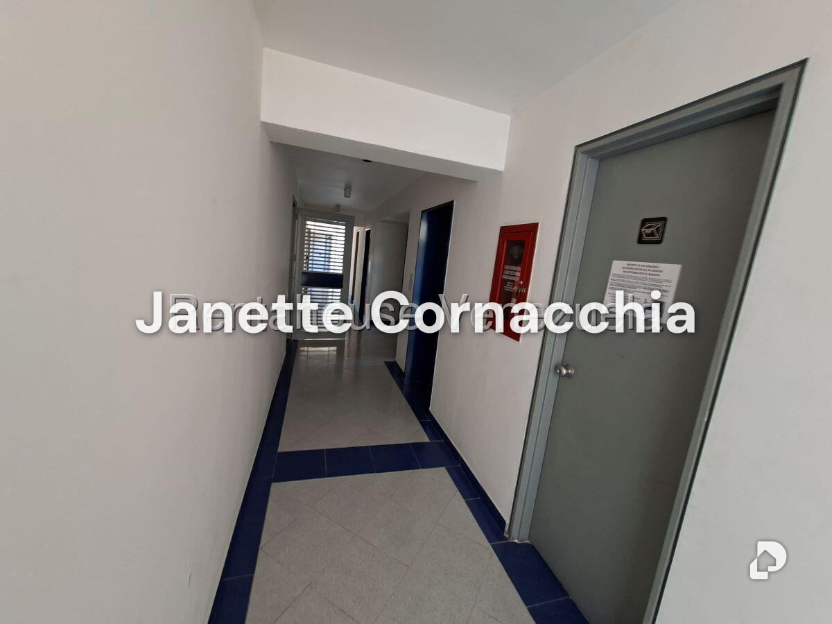 Apartamento en El Rosal, Caracas – 19