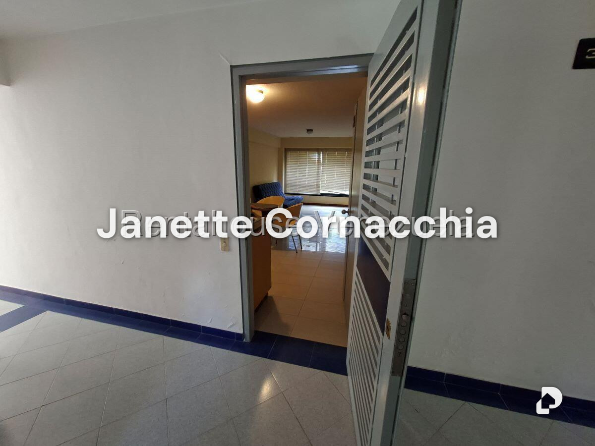 Apartamento en El Rosal, Caracas – 3