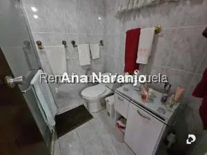 Casa en Prados del Este, Caracas – 14