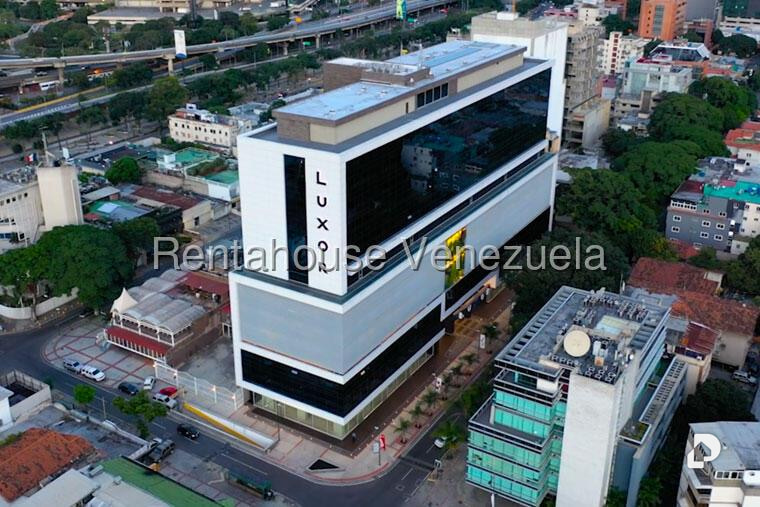 Oficina en Las Mercedes, Caracas – 1